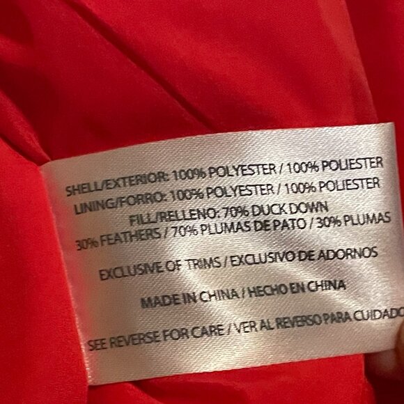 Woolrich, S,  Red, Full Gold Tone Zipper, Puffer, Down Vest - Picture 9 of 10